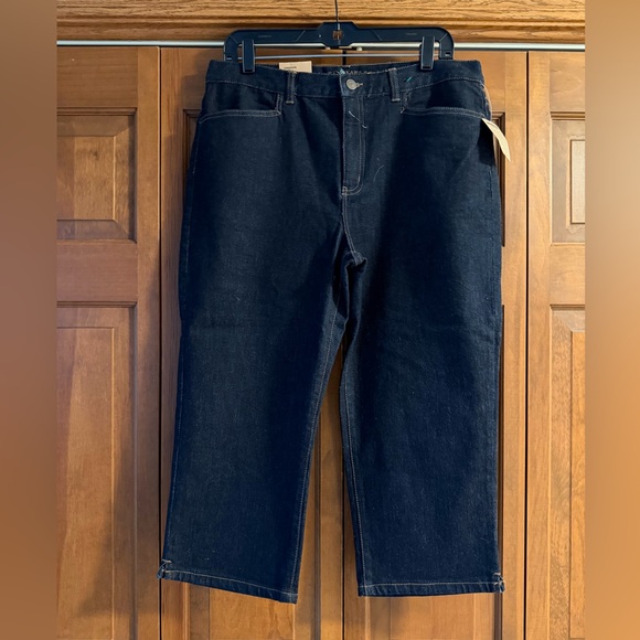 Denim - Women's Mid Calf Jeans in Dark Indigo